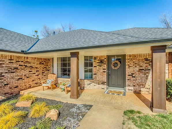 1002 East Dr, Edmond, OK 73034