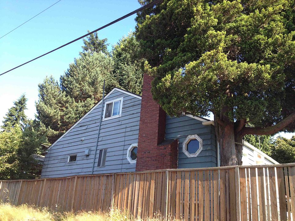 2nd image of 8601 17th Ave NE
