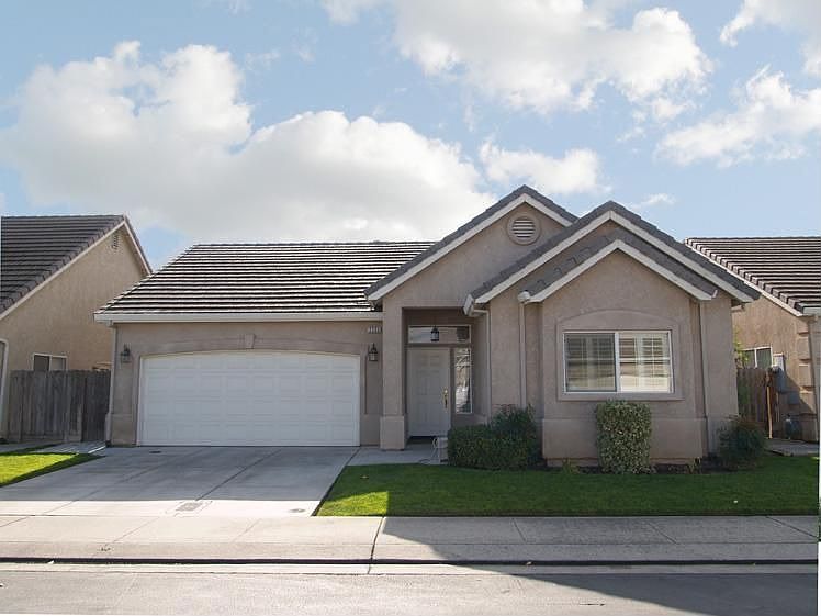 2nd image of 2208 Perth Dr