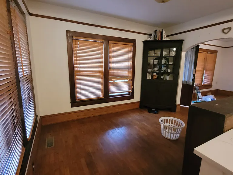 59 Maple St — Photo 4
