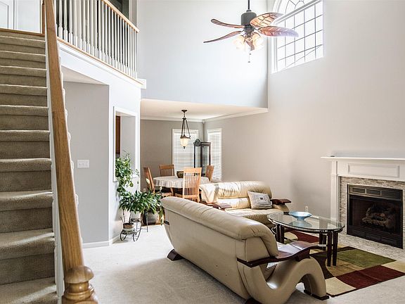 2nd image of 1629 Cedar Springs Cir