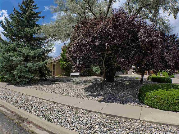 3rd image of 398 Garver Ln