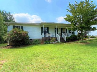 1094 Hayes Rd, Toccoa, GA 30577