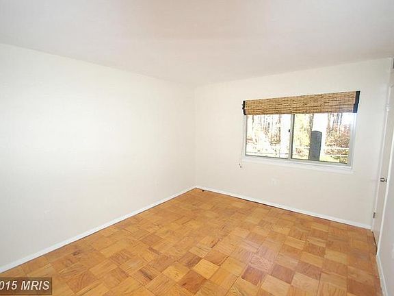 3rd image of 5101 Crossfield Ct APT 11