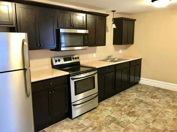 7-9 Pleasant St #7D, Vernon Rockville, CT 06066