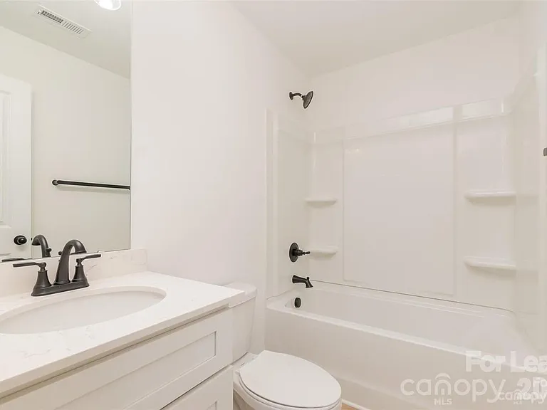 195 Vee Ave SW — Photo 12