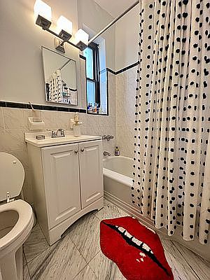 5th image of 124 E 91st St APT 4C