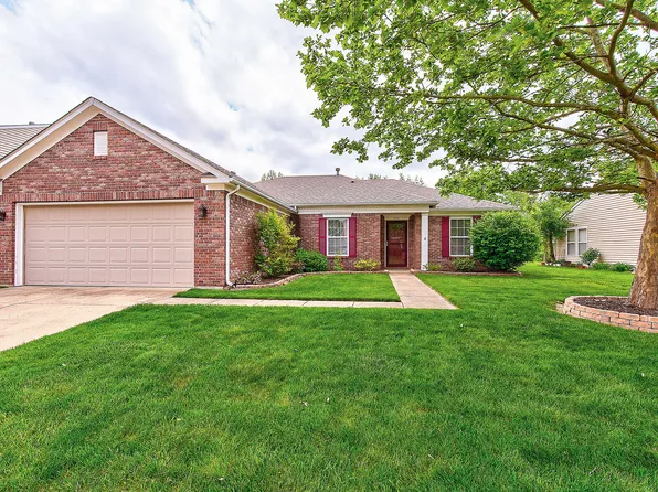 5521 Grassy Bank Dr, Indianapolis, IN 46237