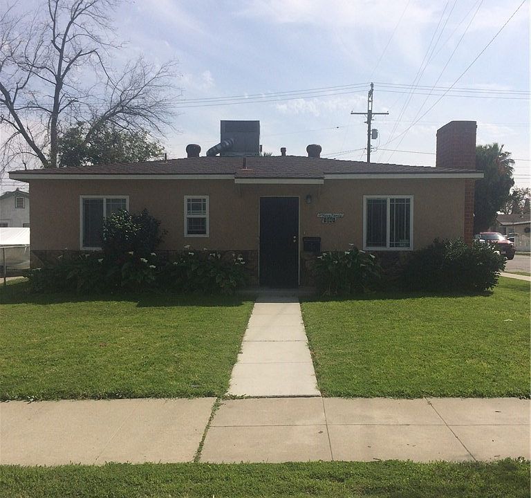 1st image of 1041 W 16th St