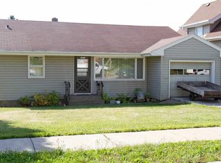 2206 W 10th St, Duluth, MN 55806