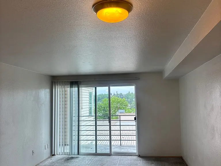 City View Apartments in West Seattle — Photo 38
