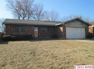 1007 S Virginia St, Muskogee, OK 74403