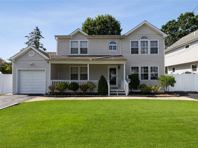 10 Spruce Pl, Melville, NY, 11747