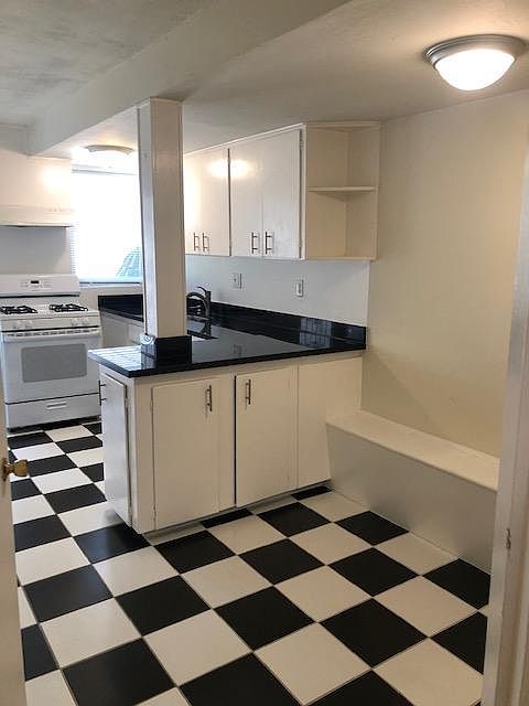 1st image of 2466 Chestnut St #A