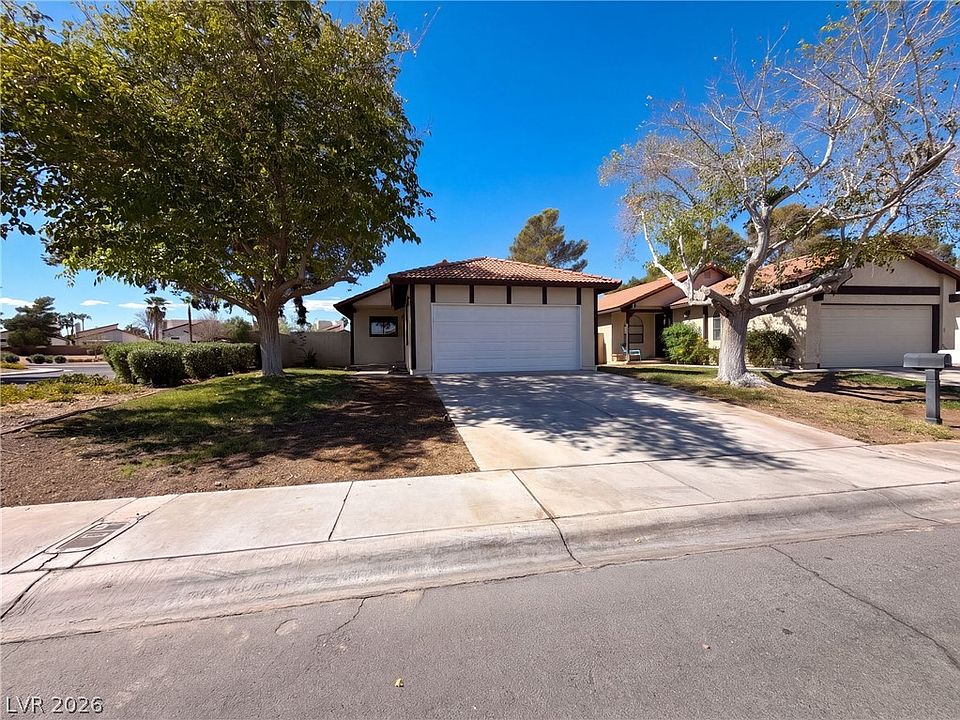 1st image of 3924 Applecrest St