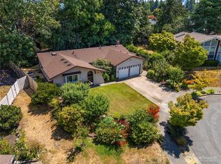 1908 SE 21st Pl, Renton, WA 98055