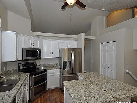 4th image of 10187 S Carlington Ct