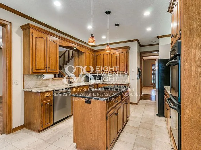 3723 Barwick Ct — Photo 42