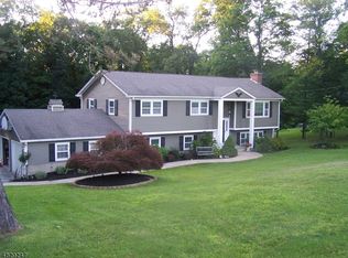 25 Beemer Rd, Wantage, NJ 07461