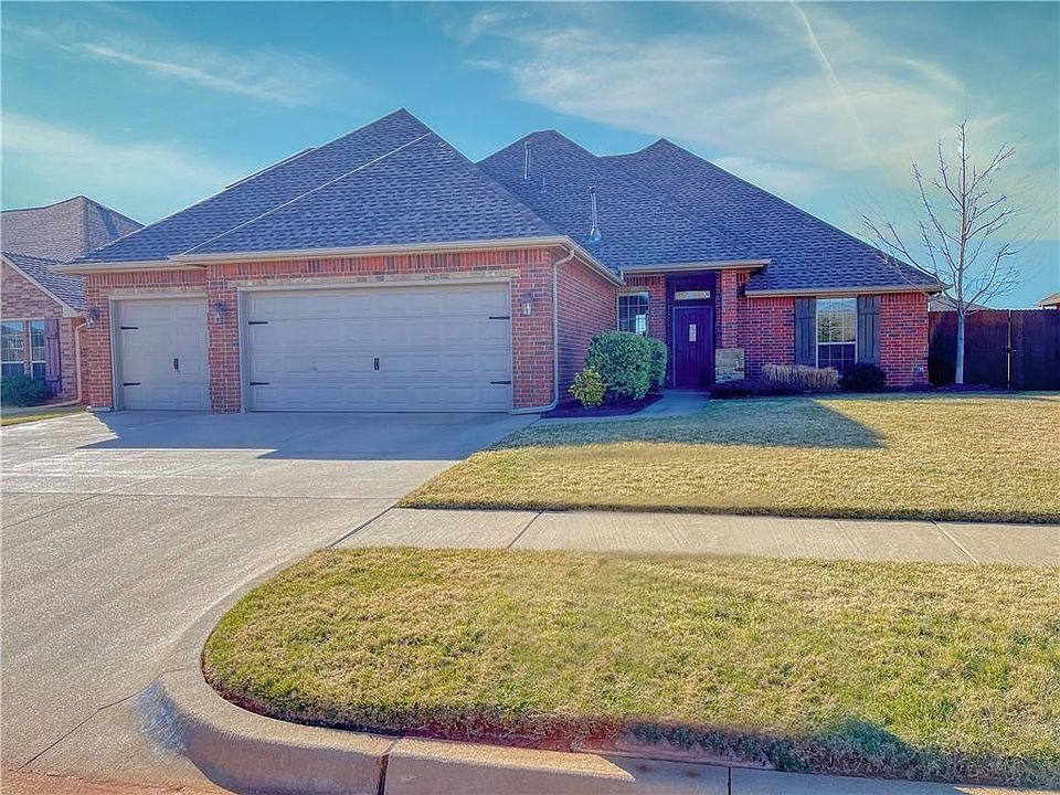 1st image of 15713 Creek Heights Dr