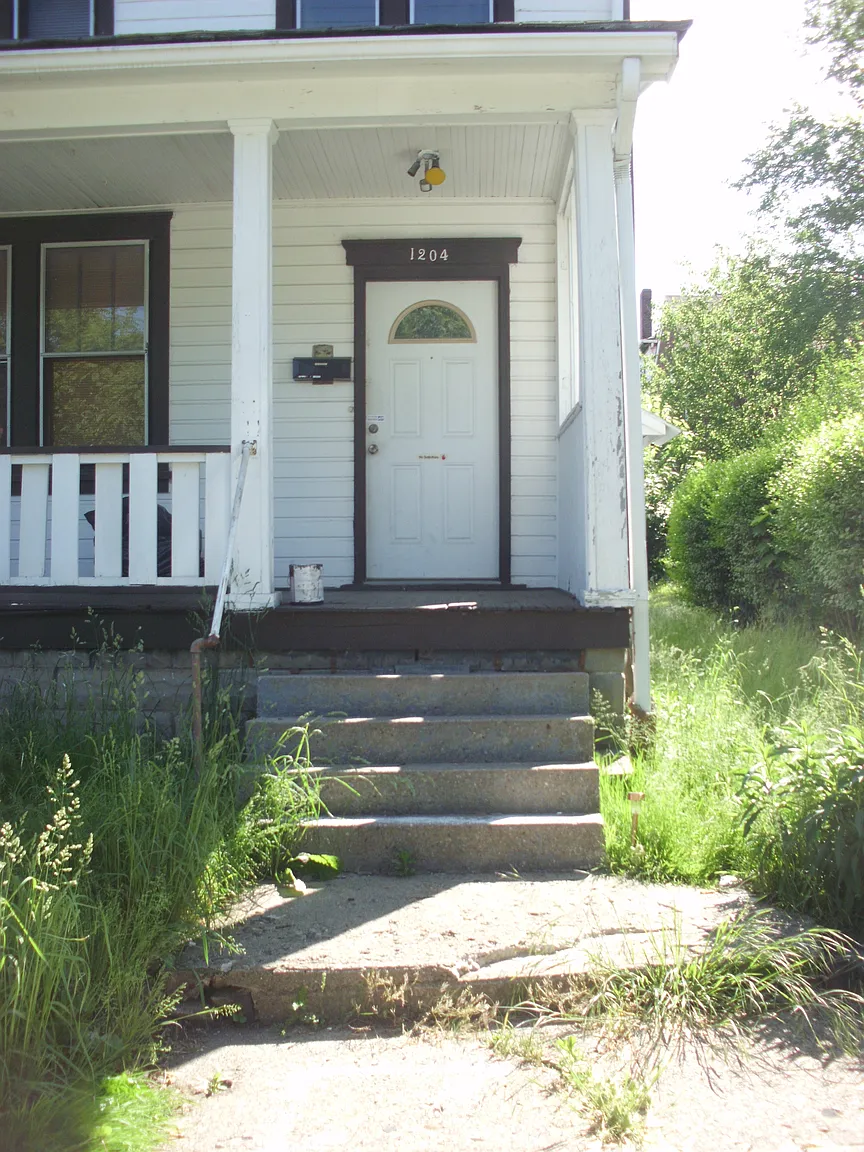1204 Hays St photo 1
