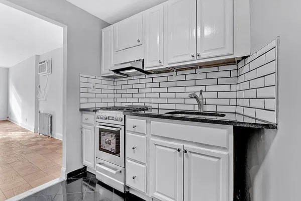 Rented by R New York | media 4