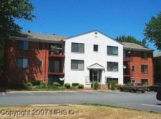 125 N Clubhouse Dr SW UNIT 7, Leesburg, VA 20175