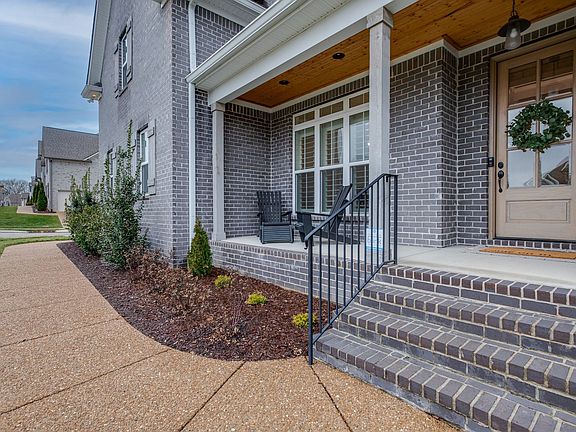 3rd image of 1549 Bunbury Dr