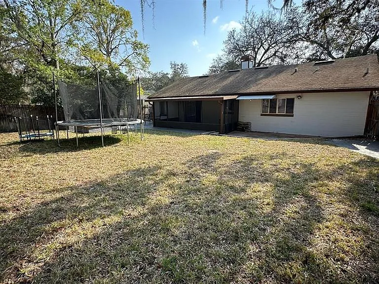 102 Winding Ridge Dr — Photo 12