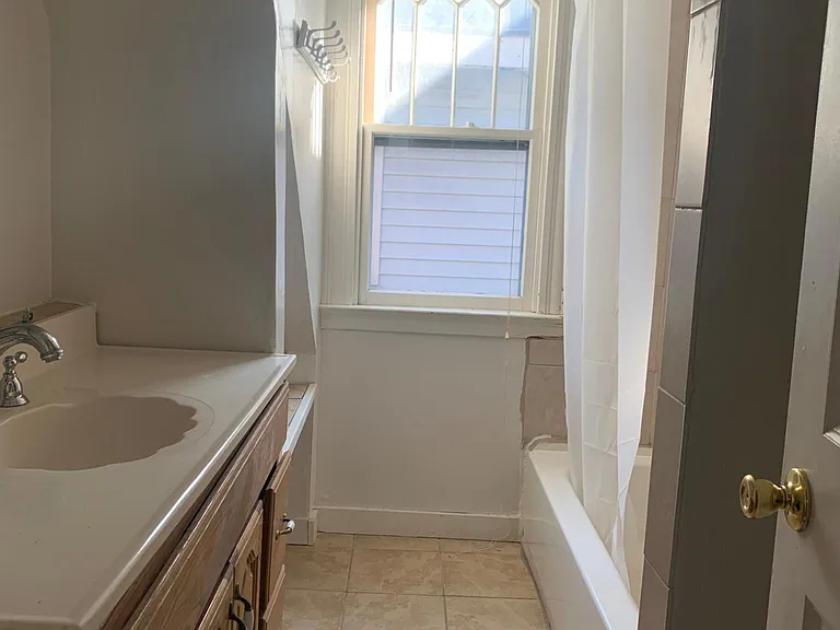19 Woodland St #3 — Photo 3