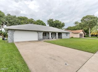 810 Scrub Oak St, South Daytona, FL 32119