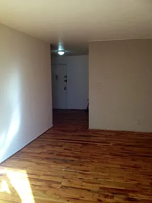 Rented by Roberto Guilbet, LREB | media 27