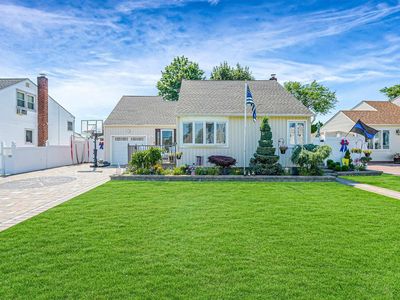 54 Curtis Place, Bethpage, NY, 11714