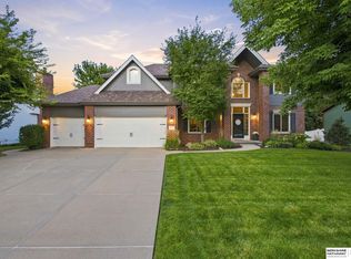 5903 S 170th St, Omaha, NE 68135