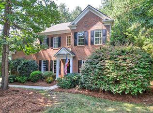 113 Silvercliff Dr, Mount Holly, NC 28120