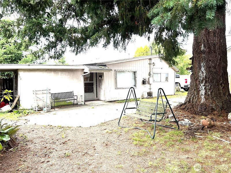 2nd image of 1814 Township Street