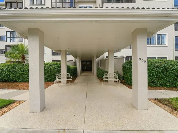 900 Arbor Lake Dr Unit 501, Naples, FL 34110