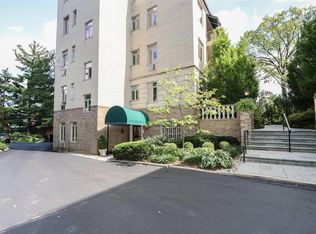 2376 Madison Rd UNIT E1J, Cincinnati, OH 45208