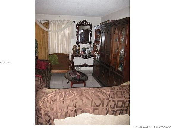 4th image of 2011 NW 46th Ave APT B202