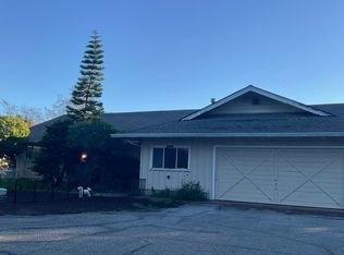 26012 W Fremont Rd, Los Altos Hills, CA 94022
