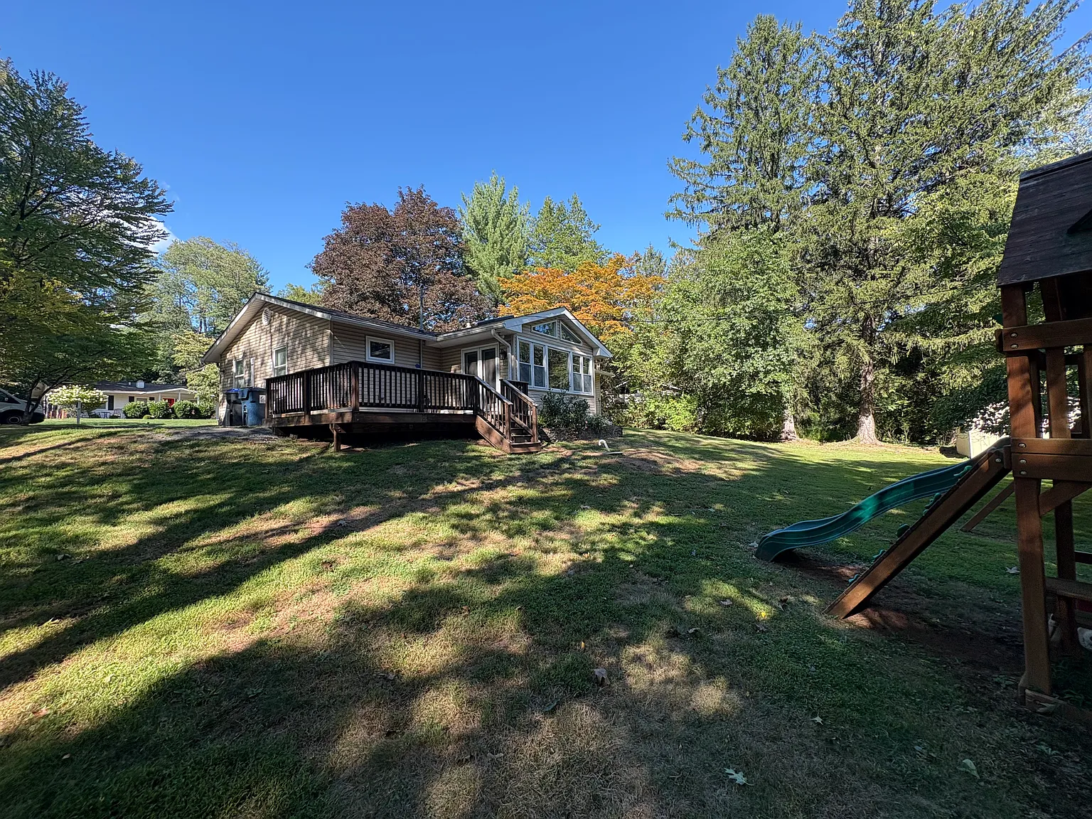 36 Cedar Dr photo 1