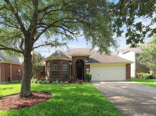 4831 Knights Branch Dr, Sugar Land, TX 77479