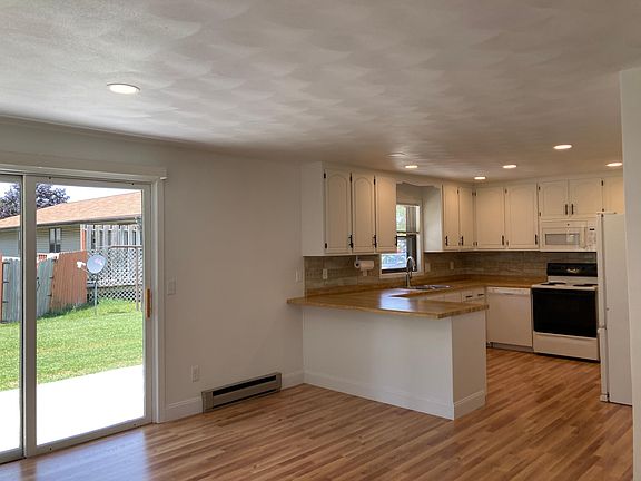 Kitchen & Patio Door