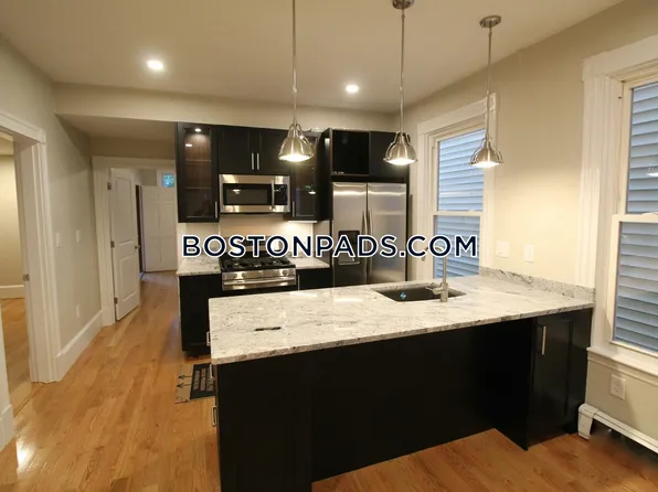 125 Princeton St, Boston, MA