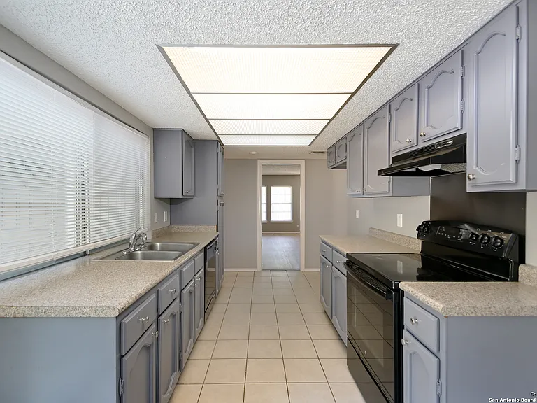 7414 Elderberry St — Photo 4