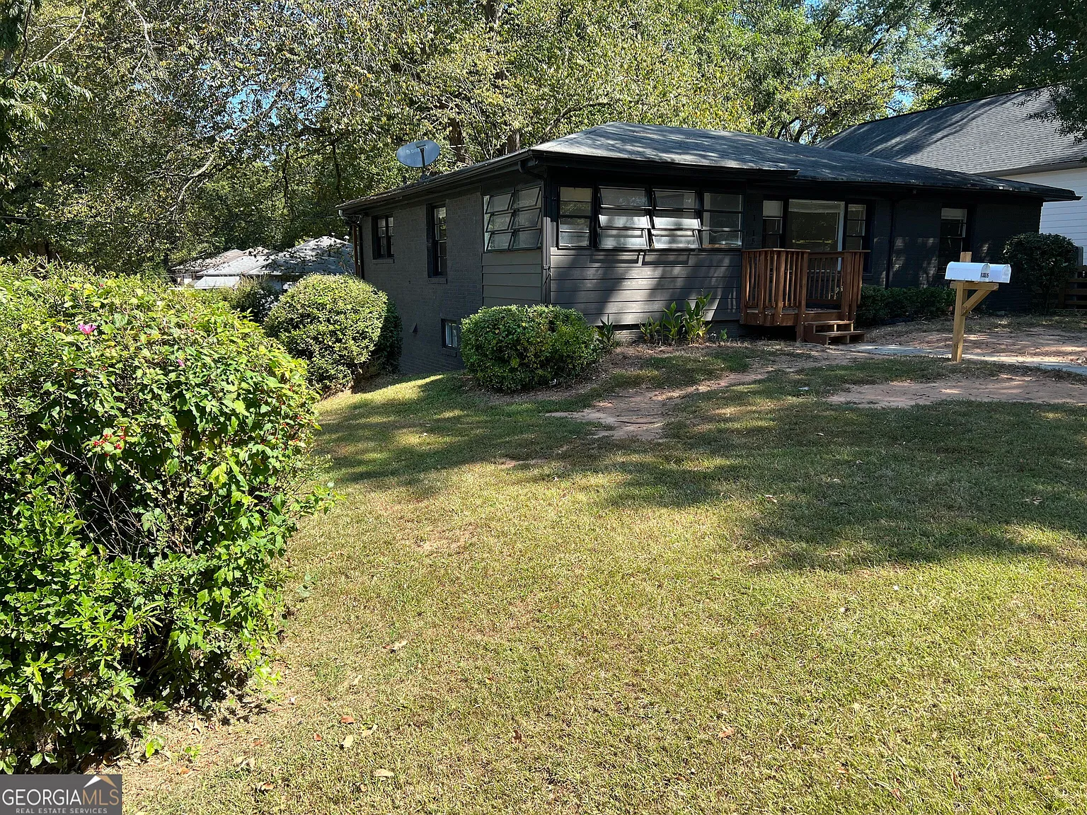3 bed, 1.0 bath, $1,275 — Photo 4