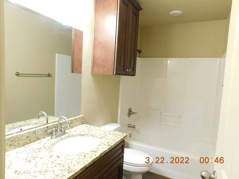 1002 Springhill Rd — Photo 3