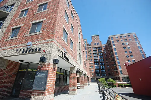 15 N Beacon St #307 Photo 1