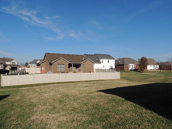 3rd image of 8208 Grandel Pl