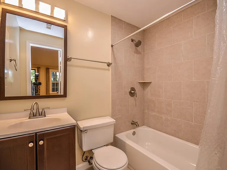 8711 Ravenglass Way — Photo 28